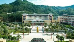 赤水源中学因过硬的基础设施成功晋升为云南省一级三等高中